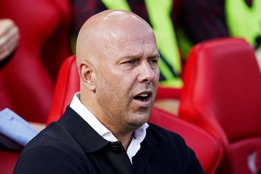 Liverpool : Un gros problème Wirtz - Salah à venir pour Arne Slot Arne Slot