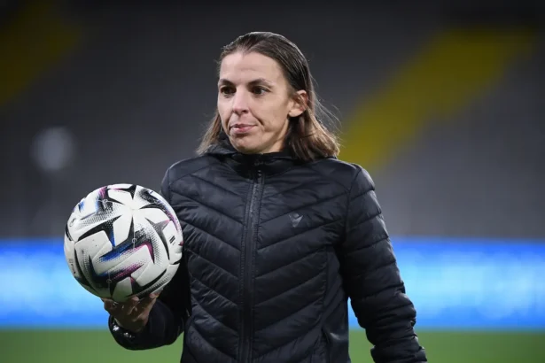 Lens - OM : "Elle a gâché mon match", Acherchour est dépité Stéphanie Frappart