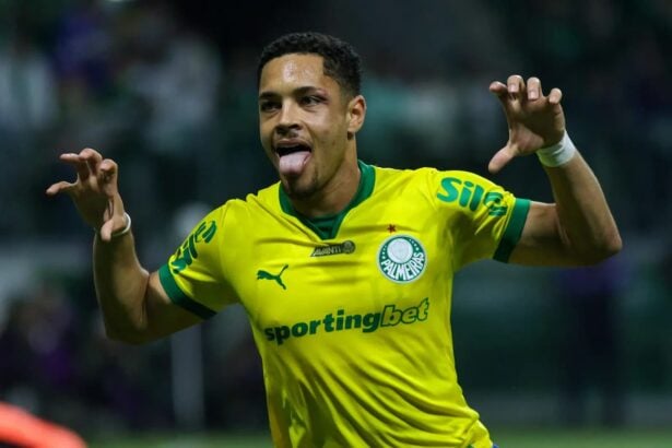 Vitor Roque