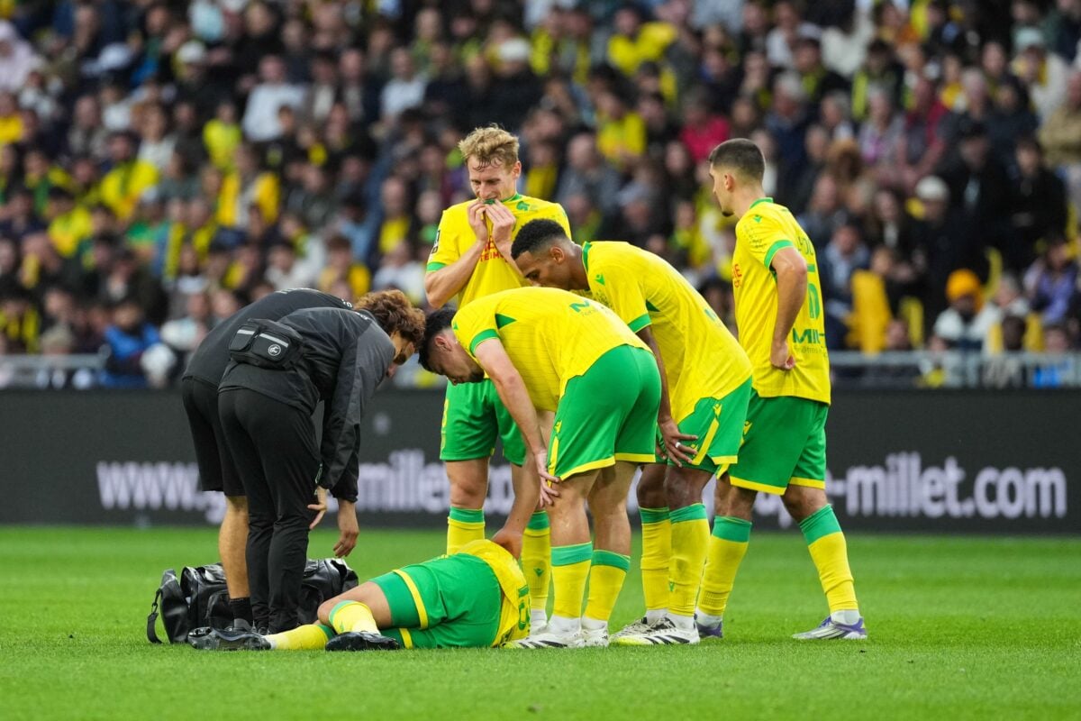 FC Nantes : En Ligue 1 ou en Ligue 2, ce joueur va devoir quitter le club…