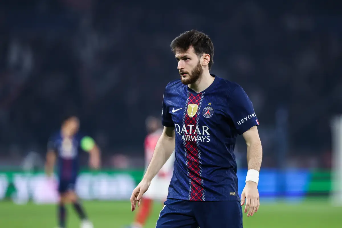 Mercato PSG : Plusieurs géants anglais surveillent Kvaratskhelia Khvicha Kvaratskhelia