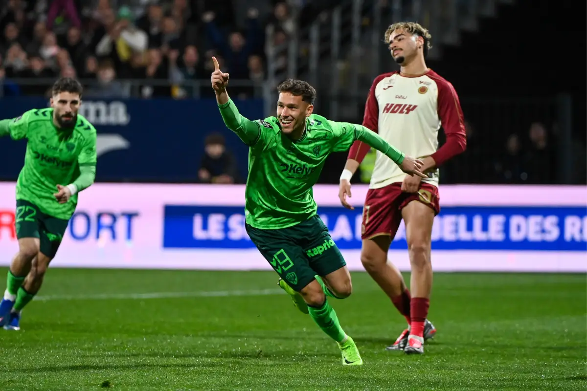 Mercato ASSE : Pourquoi le jackpot est enfin en vue pour Lucas Stassin Lucas Stassin