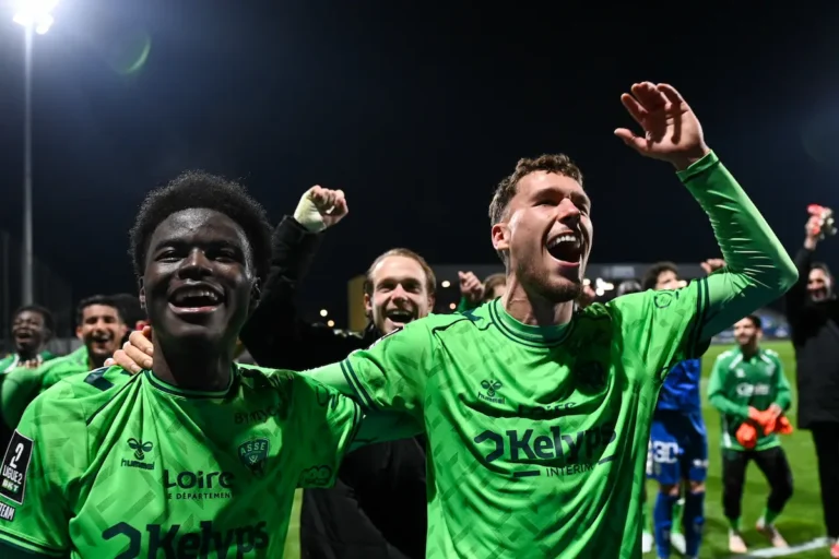 Kevin Pedro et Lucas Stassin