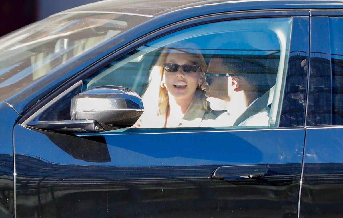 Fou amoureux, Kylian Mbappé fait le taxi pour la belle Ester Expósito…